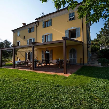 Locanda De Banchieri Fosdinovo Buitenkant foto