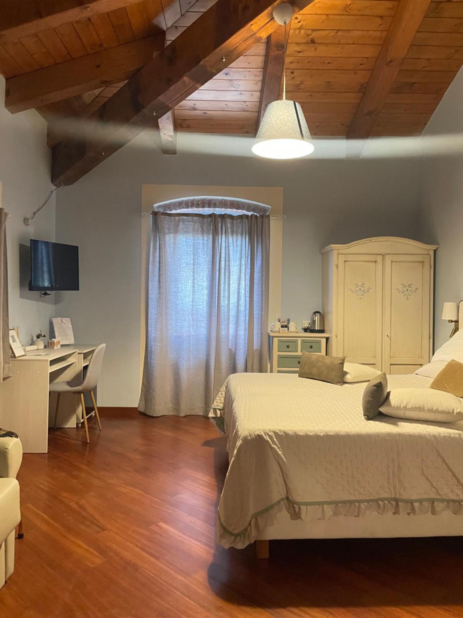 Locanda De Banchieri Fosdinovo Buitenkant foto